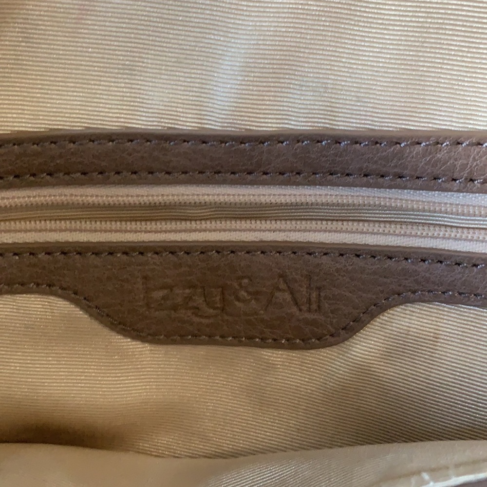 Handbag - Picture 3 of 3